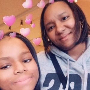 Meet your Posher, Sheeka